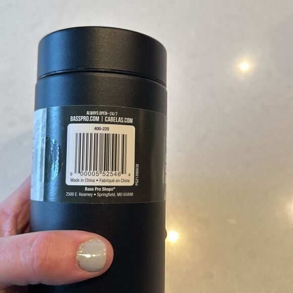 Bass pro shops  12 oz slim can cooler new with tags, great gift with 6 pack. - Picture 7 of 7